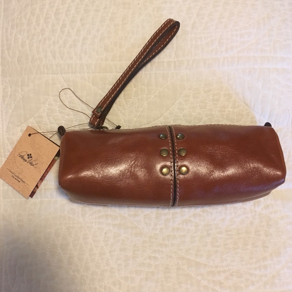 Patricia Nash Pouch - Isla Oblong - Brown Leather